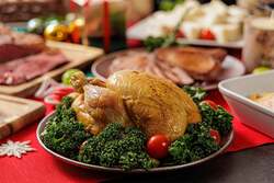 ローストチキン　クリスマススタイル