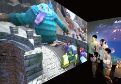 「冬休みとクリスマスを次世代テーマパークで楽しもう！　冬季限定アトラクションが登場」の写真