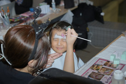 「親子で踊って楽しむクリスマスナイト！　天王寺公園で無料音楽イベント開催」の写真