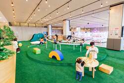 「新潟県三条市に全天候型アミューズメントASOBLEオープン！　万博の人気遊具も登場」の写真