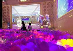 「全国リトルプラネットで人気No.1アトラクションがリニューアル　没入型の新体験！」の写真