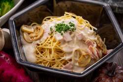 マッシュルームとベーコンのクリームパスタ（ランチ）