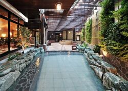 「肌寒い週末にも！東京都の早朝オープンの朝風呂に入れる日帰りスーパー銭湯・温泉11選」の写真