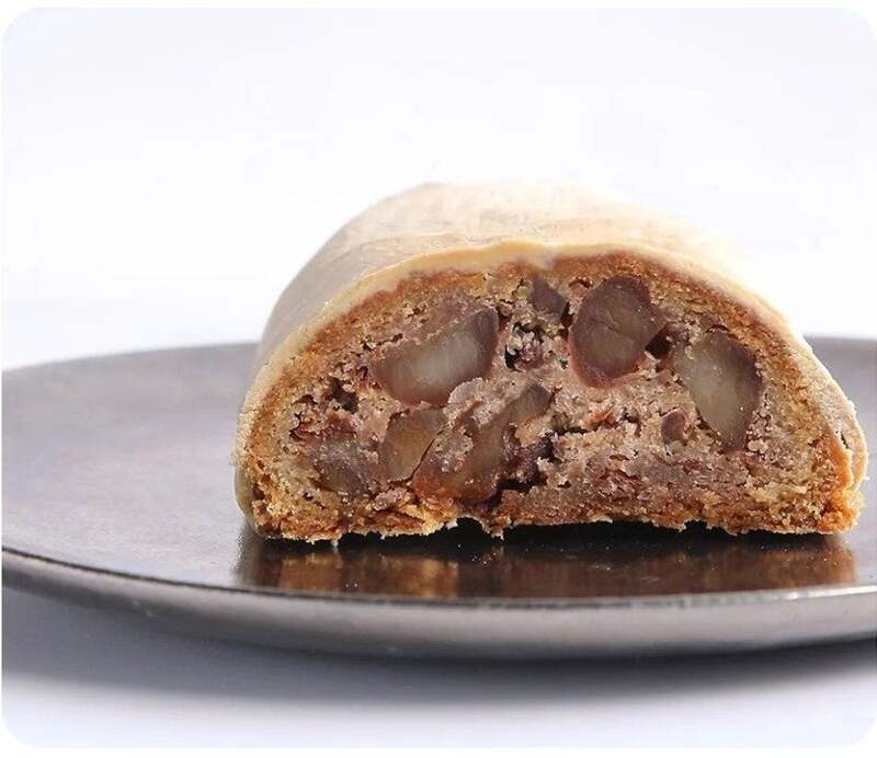 「シニフィアン シニフィエ」シニフィアン シニフィエシュトレン〈プレーン〉（1個）7,560円　【阪神梅田本店限定パッケージ】