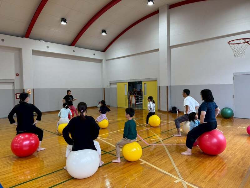 産後ママ向けバランスボール運動