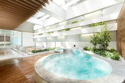 「肌寒い週末にも！東京都の早朝オープンの朝風呂に入れる日帰りスーパー銭湯・温泉11選」の写真