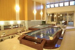 「【大阪】肌寒い週末にも！早朝オープンの朝風呂に入れる日帰りスーパー銭湯・温泉10選」の写真