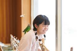 「原宿・竹下通りに新アニマルカフェが11月27日オープン、20種以上の動物とふれあえる」の写真