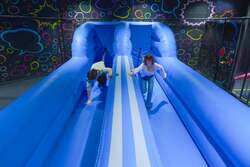 「大阪・吹田の人気施設「VS PARK ららぽーとEXPOCITY店」がリニューアル！」の写真