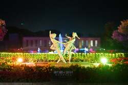 「福岡県久留米市で西日本初のイルミイベント　光と音の幻想空間・光のミュージアム登場」の写真