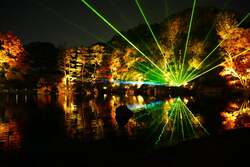 「福岡県久留米市で西日本初のイルミイベント　光と音の幻想空間・光のミュージアム登場」の写真