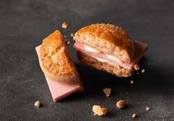 「羽田空港に「キャプテンスイーツバーガー」が期間限定OPEN！　カービィコラボも」の写真