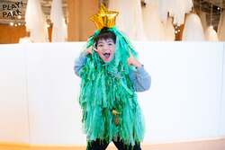 「奇妙でかわいいクリスマス支度！　立川PLAY! PARKで親子向け冬限定イベント開催」の写真