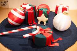「奇妙でかわいいクリスマス支度！　立川PLAY! PARKで親子向け冬限定イベント開催」の写真