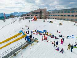 「宿泊者無料！　蒜山高原で西日本最大級のキッズスノーパークがオープン」の写真