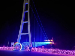 「【2025-2026】関東の人気＆大規模イルミネーション18選！　親子におすすめの光の絶景」の写真