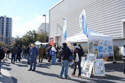 「関西最大級のモーターショー「大阪オートメッセ 2026」開催！　中学生以下無料」の写真