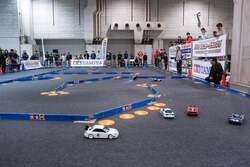 「関西最大級のモーターショー「大阪オートメッセ 2026」開催！　中学生以下無料」の写真