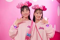 「東京ディズニーランドでミニーマウスの世界を満喫！　夜の特別演出も登場」の写真