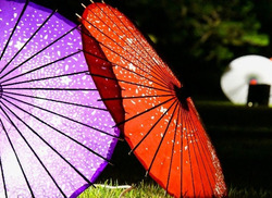 両国駅を彩る和傘イルミネーション