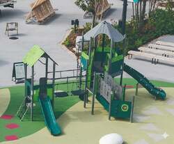 トリプルメガデッキ