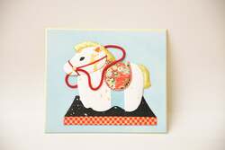 ちりめん和紙で作る「午」の押絵