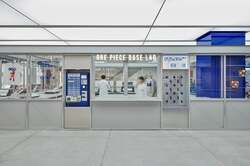 「ワンピースの世界で宝探し！新宿に公式旗艦店「ONE PIECE BASE SHOP」が新オープン」の写真