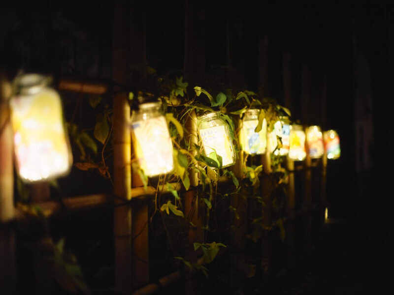 半六庭園のランプ飾り