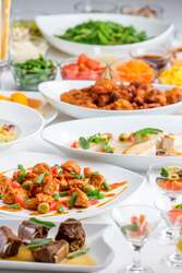 「年末年始の4日間限定！神戸のホテルでカニ料理のディナーバイキング　小学生未満無料」の写真