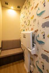 焼肉店では珍しくベビールームも完備