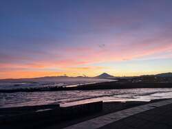 「日本三大イルミネーション「湘南の宝石」に鵠沼エリア参画　巨大オブジェが夕景を彩る」の写真