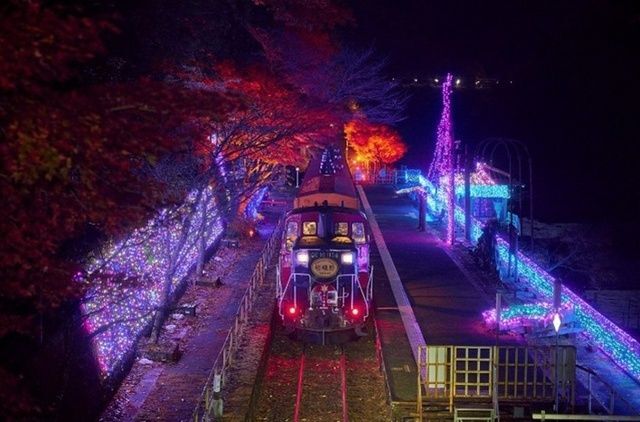 光の幻想列車（嵯峨野観光鉄道株式会社）