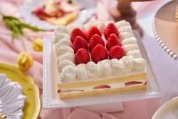 ホテル伝統のフレジェ