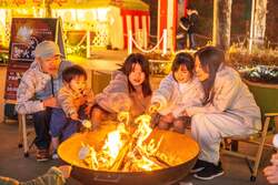 「埼玉・西武園ゆうえんちで年末年始イベント開催！　お餅つきやお正月遊びを親子満喫」の写真