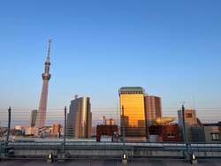 「浅草エキミセ屋上で牡蠣食べ放題！　親子で楽しめる「かき太鼓」が冬季限定オープン！」の写真