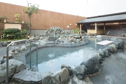 「【2025-26神奈川】年末年始営業！一日中親子で楽しめるスーパー銭湯＆日帰り温泉10選」の写真