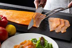 「千葉のヒルトン成田でいちごビュッフェ開催　3歳以下無料、親子で楽しむ贅沢冬グルメ」の写真