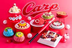 「広島カープと苺のコラボスイーツビュッフェ開催！　親子で楽しむ赤く染まる推しの集い」の写真