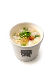 「スープストック東京で真鯛薫る七草粥が1日限定で登場　親子で日本の伝統食を楽しもう」の写真