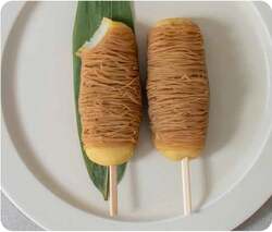 京都「京都金ノ華嵯峨嵐山店」モンブラン芋団子〈焼き芋〉（1本）702円