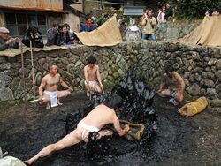 ひょうけんぎょう　にらくら祭り