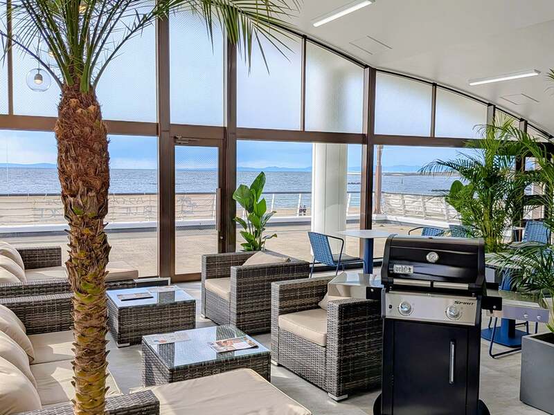 オイスターテラス　※BBQガスコンロは使用できません