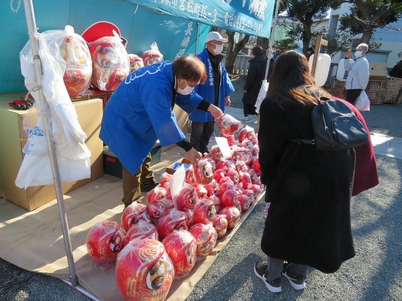 伊勢原大神宮 だるま市