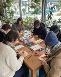 「岸和田市のワタワンで親子参加型の新春イベント　もちつき・福まき・巨大かるた大会も」の写真