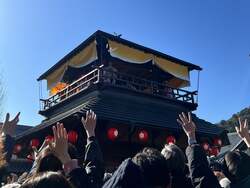 「三重・伊勢市で親子で楽しむ年末イベント　北海道産もち米の餅つき＆振舞い・餅まきも」の写真