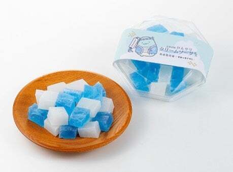 とかげのひんやりクリームソーダ寒天　702円