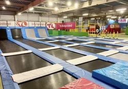 「【埼玉】年末年始のおでかけ計画に！人気スポット営業時間＆イベント情報まとめ」の写真