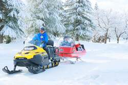 トロールモービル「ラフティング」