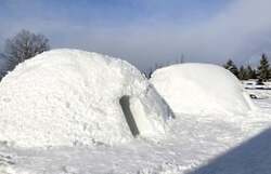 2月限定！ポポラかまくら体験　所要時間：60分　　料金：1,500円/人（税込）