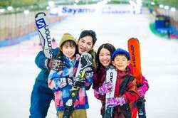 「小3・4年生は入場無料！　埼玉の屋内スキー場で親子初滑り＆Switch当たる抽選会も」の写真